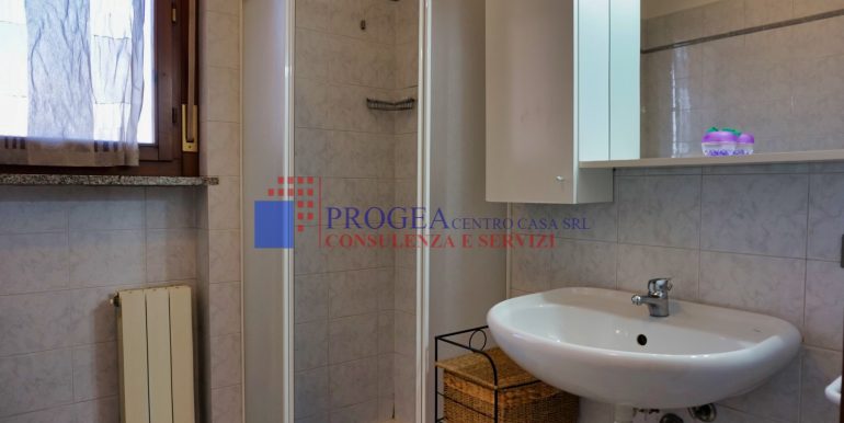 appartamento-monolocale-vendita-terno-d-isola-bagno