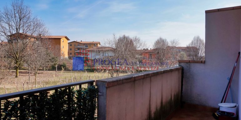 appartamento-monolocale-vendita-terno-d-isola-terrazzo