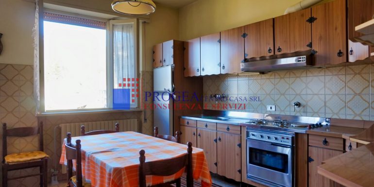 casa-indipendente-in-vendita-a-berbenno-cucina