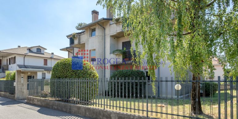 trilocale-in-vendita-a-almenno-san-salvatore