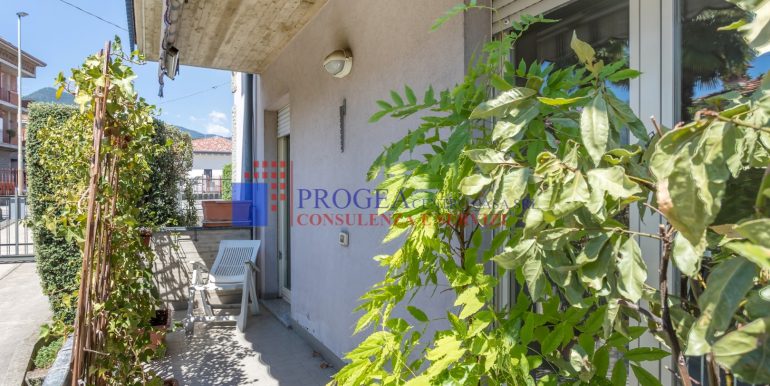 trilocale-in-vendita-a-almenno-san-salvatore-terrazzo-4