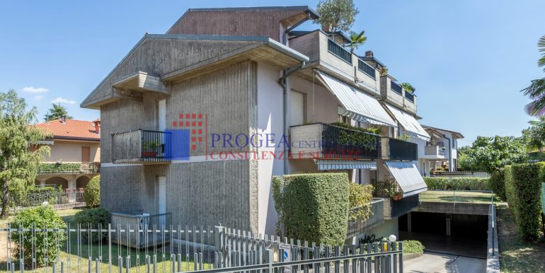 trilocale-in-vendita-a-almenno-san-salvatore-esterno-3