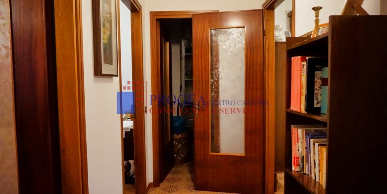 trilocale-in-affitto-a-villa-dalme-disimpegno