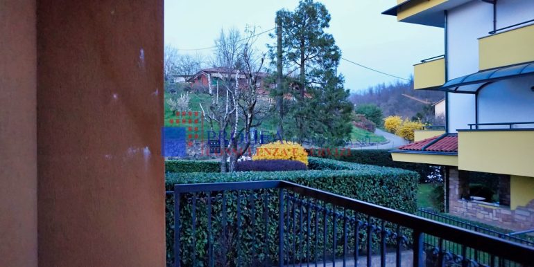trilocale-in-affitto-a-villa-dalme-terrazzo